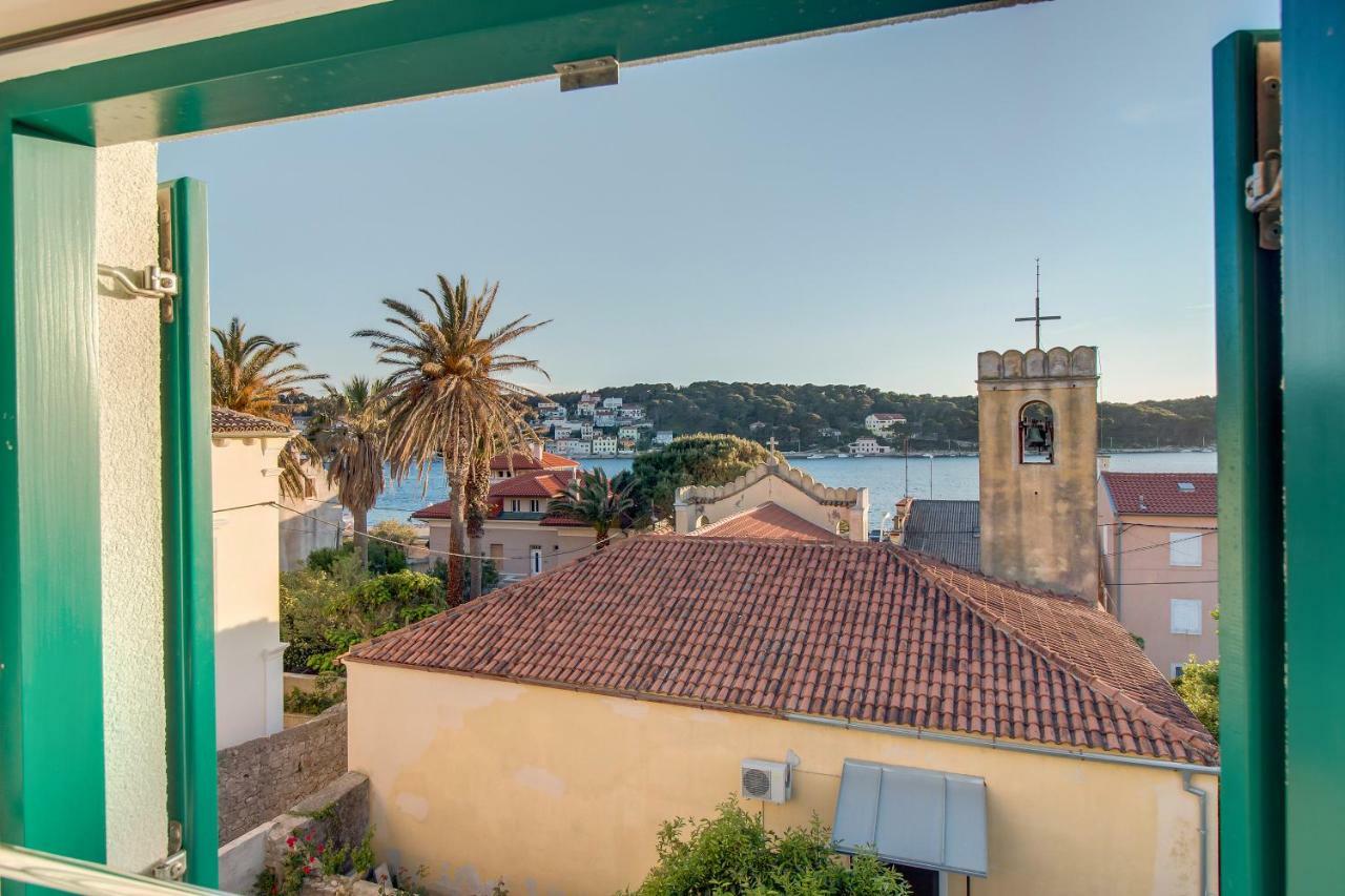 Apartman Leon & Rent A Quad Mali Lošinj Eksteriør bilde